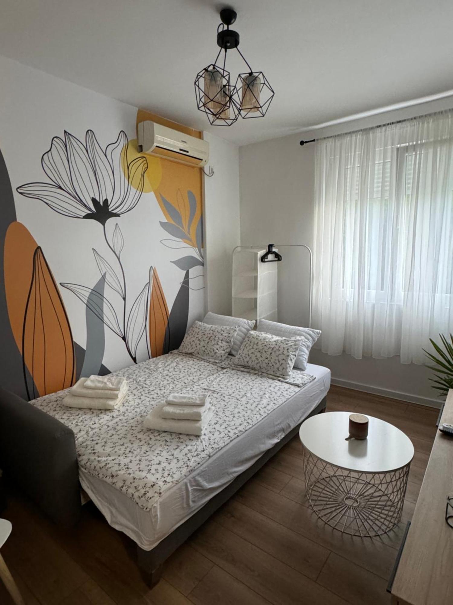 Eleven Apartment Podgorica Exterior photo